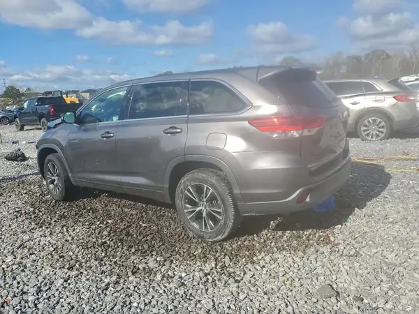 5TDZZRFH2JS250854 2018 TOYOTA HIGHLANDER - Image 2