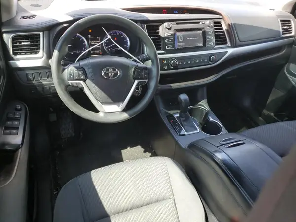 5TDZZRFH2JS255570 2018 TOYOTA HIGHLANDER - Image 8