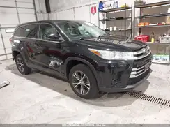 5TDZZRFH2JS271638 2018 TOYOTA HIGHLANDER