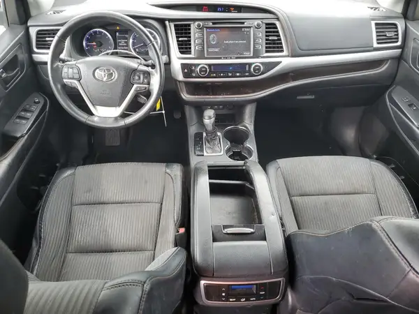 5TDZZRFH2JS284129 2018 TOYOTA HIGHLANDER - Image 8