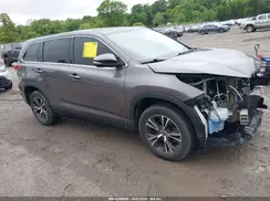 5TDZZRFH2KS298288 2019 TOYOTA HIGHLANDER