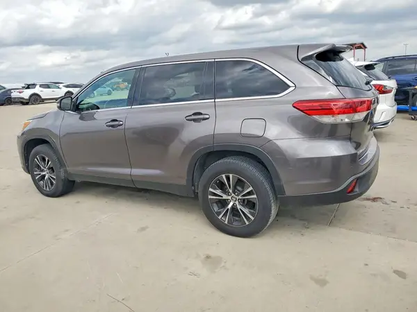 5TDZZRFH2KS298517 2019 TOYOTA HIGHLANDER - Image 2