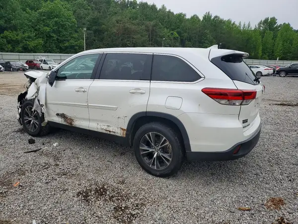 5TDZZRFH2KS305532 2019 TOYOTA HIGHLANDER - Image 2