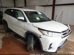 5TDZZRFH2KS313615 2019 TOYOTA HIGHLANDER
