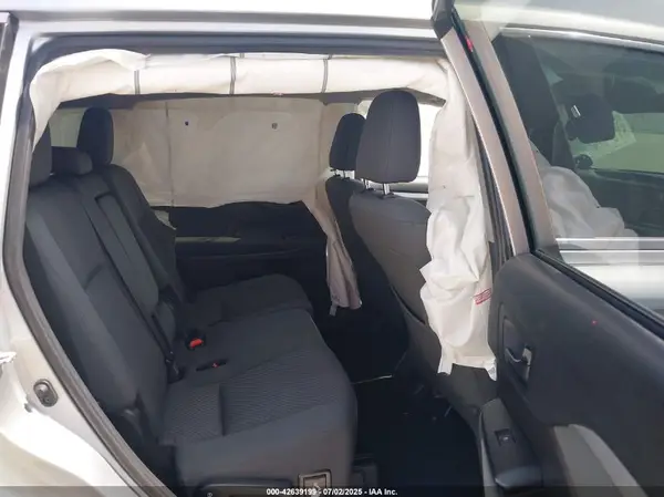 5TDZZRFH2KS314523 2019 TOYOTA HIGHLANDER - Image 8