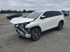 5TDZZRFH2KS327305 2019 TOYOTA HIGHLANDER