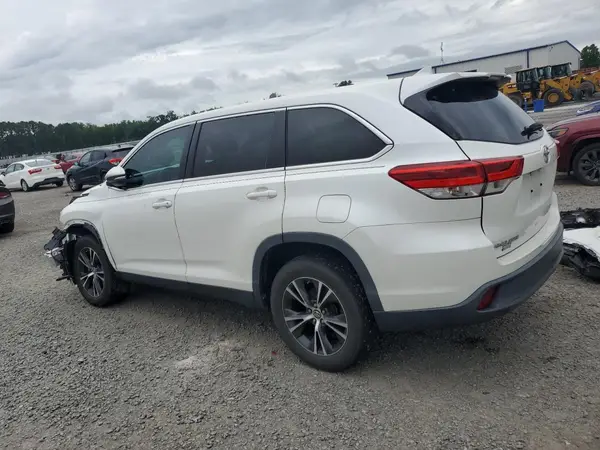5TDZZRFH2KS327305 2019 TOYOTA HIGHLANDER - Image 2