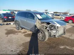 5TDZZRFH2KS329426 2019 TOYOTA HIGHLANDER
