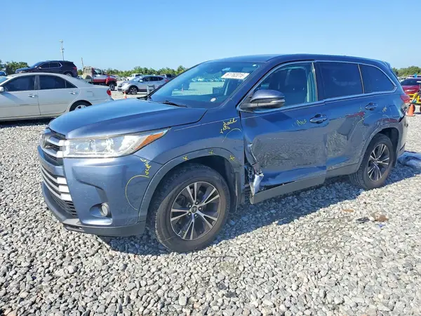 5TDZZRFH2KS330611 2019 TOYOTA HIGHLANDER - Image 1