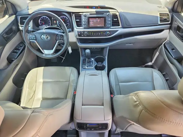 5TDZZRFH2KS336134 2019 TOYOTA HIGHLANDER - Image 8