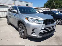 5TDZZRFH2KS340586 2019 TOYOTA HIGHLANDER