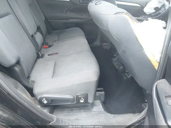 5TDZZRFH2KS366525 2019 TOYOTA HIGHLANDER - Image 8