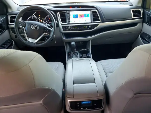 5TDZZRFH2KS366797 2019 TOYOTA HIGHLANDER - Image 8