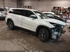 5TDZZRFH2KS369585 2019 TOYOTA HIGHLANDER