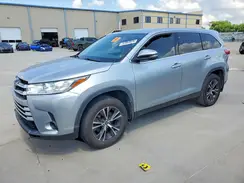 5TDZZRFH2KS369604 2019 TOYOTA HIGHLANDER