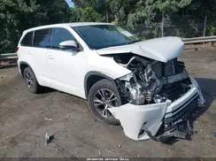 5TDZZRFH3HS194028 2017 TOYOTA HIGHLANDER