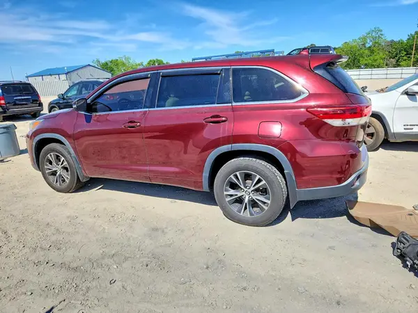 5TDZZRFH3HS198578 2017 TOYOTA HIGHLANDER - Image 2