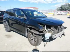 5TDZZRFH3HS203276 2017 TOYOTA HIGHLANDER