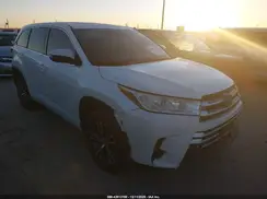5TDZZRFH3HS205187 2017 TOYOTA HIGHLANDER