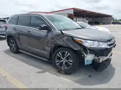 5TDZZRFH3HS205898 2017 TOYOTA HIGHLANDER