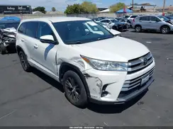 5TDZZRFH3JS244576 2018 TOYOTA HIGHLANDER
