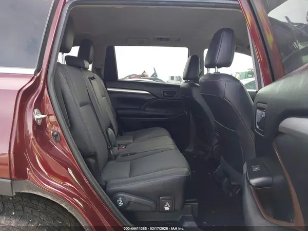 5TDZZRFH3JS245176 2018 TOYOTA HIGHLANDER - Image 8