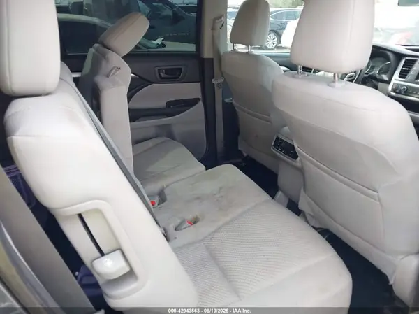5TDZZRFH3JS253133 2018 TOYOTA HIGHLANDER - Image 8