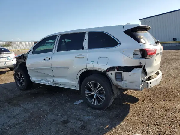 5TDZZRFH3JS254234 2018 TOYOTA HIGHLANDER - Image 2