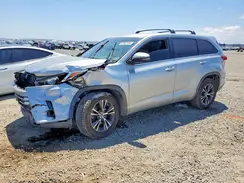 5TDZZRFH3JS255092 2018 TOYOTA HIGHLANDER