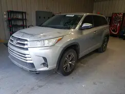 5TDZZRFH3JS257702 2018 TOYOTA HIGHLANDER