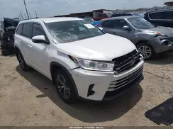 5TDZZRFH3JS261961 2018 TOYOTA HIGHLANDER
