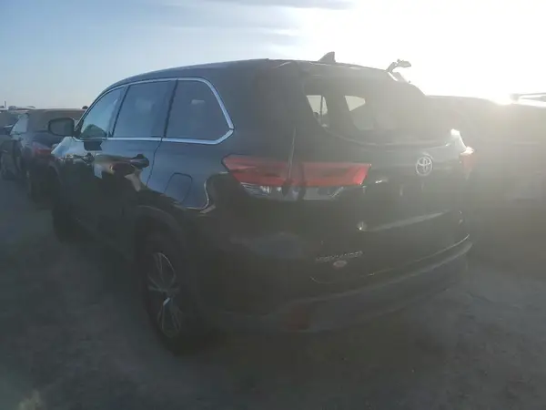 5TDZZRFH3KS295528 2019 TOYOTA HIGHLANDER - Image 2
