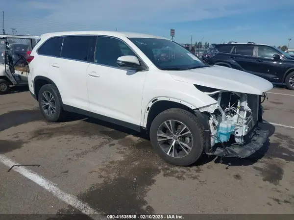 5TDZZRFH3KS302509 2019 TOYOTA HIGHLANDER - Image 1
