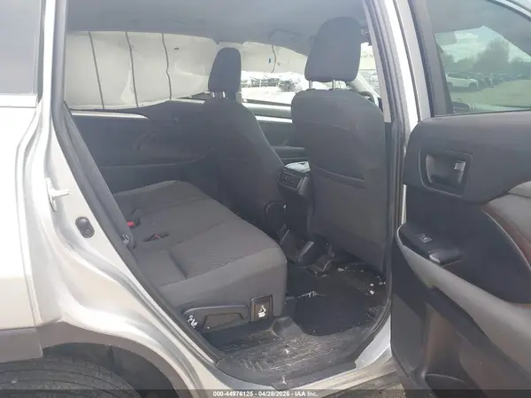 5TDZZRFH3KS314238 2019 TOYOTA HIGHLANDER - Image 8