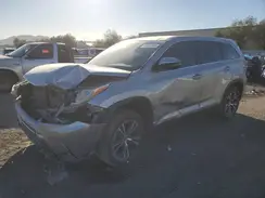 5TDZZRFH3KS332996 2019 TOYOTA HIGHLANDER
