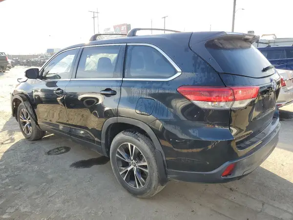 5TDZZRFH3KS350379 2019 TOYOTA HIGHLANDER - Image 2