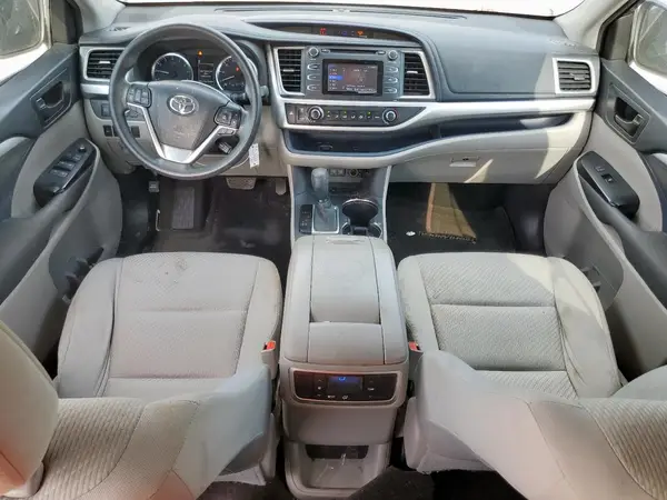 5TDZZRFH4HS196788 2017 TOYOTA HIGHLANDER - Image 8