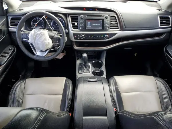 5TDZZRFH4HS200192 2017 TOYOTA HIGHLANDER - Image 8