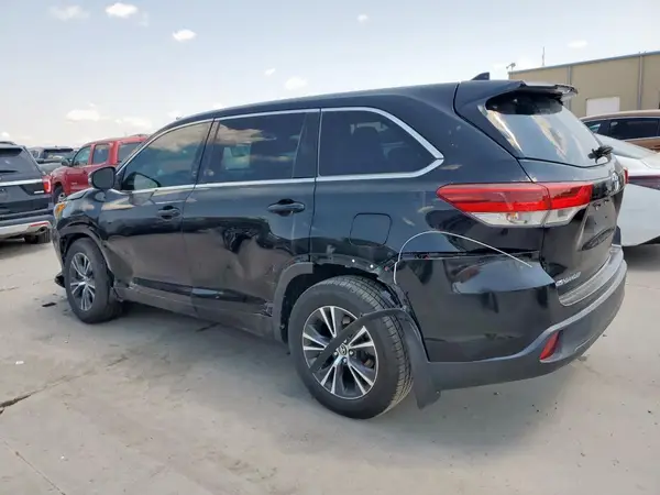 5TDZZRFH4HS202346 2017 TOYOTA HIGHLANDER - Image 2