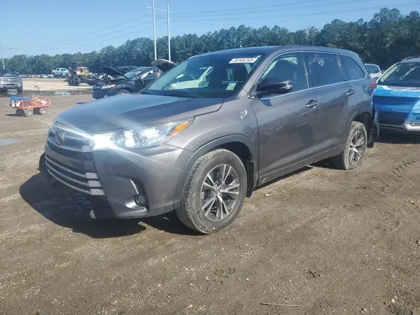 5TDZZRFH4JS250712 2018 TOYOTA HIGHLANDER - Image 1