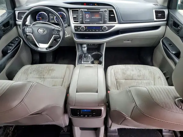 5TDZZRFH4JS250791 2018 TOYOTA HIGHLANDER - Image 8