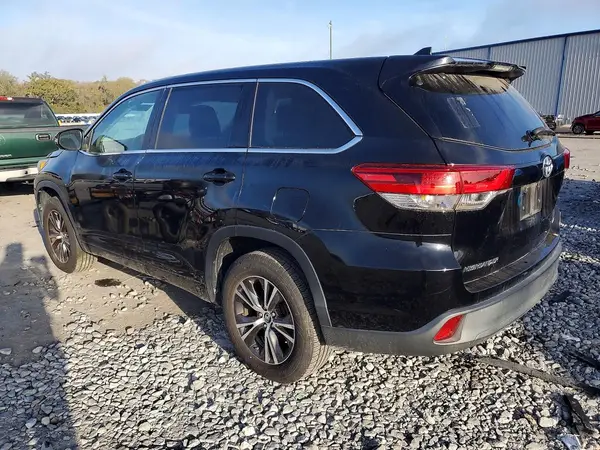 5TDZZRFH4JS287162 2018 TOYOTA HIGHLANDER - Image 2