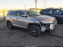 5TDZZRFH4KS291973 2019 TOYOTA HIGHLANDER