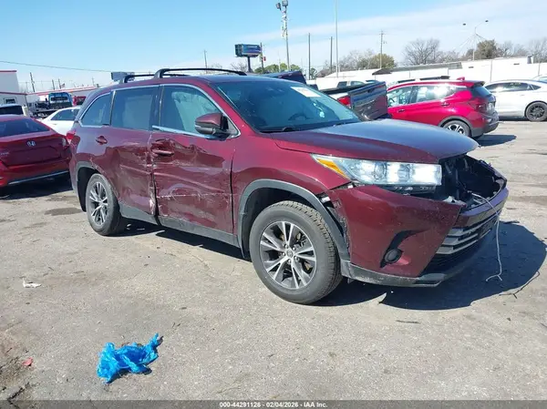 5TDZZRFH4KS299796 2019 TOYOTA HIGHLANDER - Image 1