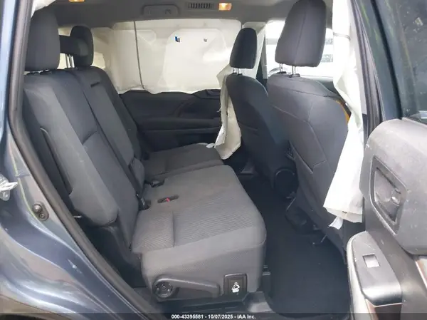 5TDZZRFH4KS324759 2019 TOYOTA HIGHLANDER - Image 6