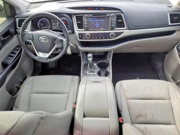 5TDZZRFH5HS211346 2017 TOYOTA HIGHLANDER - Image 8