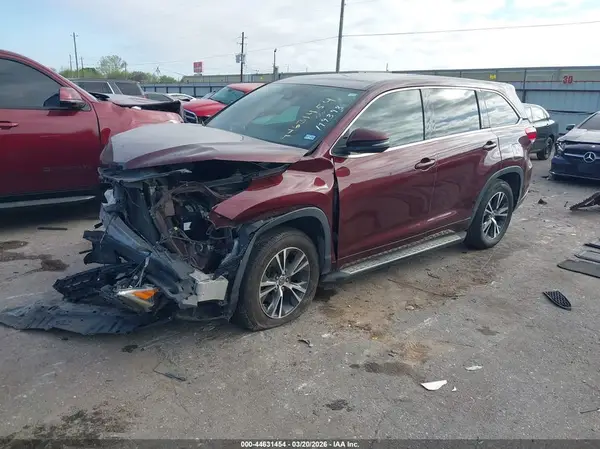 5TDZZRFH5HS222525 2017 TOYOTA HIGHLANDER - Image 2