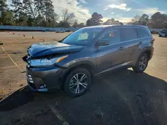 5TDZZRFH5HS226140 2017 TOYOTA HIGHLANDER