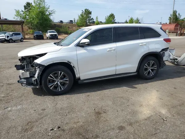 5TDZZRFH5HS227014 2017 TOYOTA HIGHLANDER - Image 1