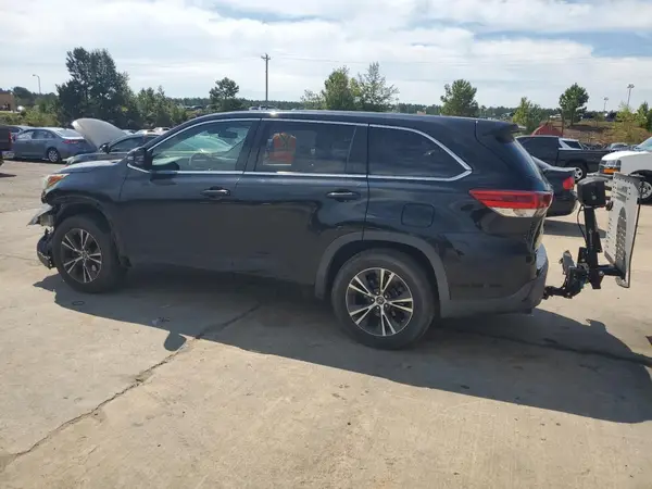 5TDZZRFH5JS237287 2018 TOYOTA HIGHLANDER - Image 2